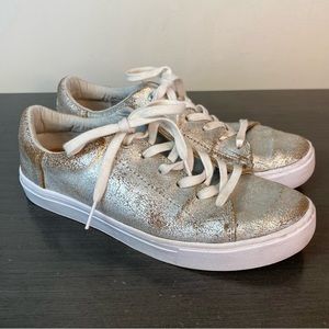 TOMS Logo Silver Distressed Leather Casual Lace Up Sneakers Shoes